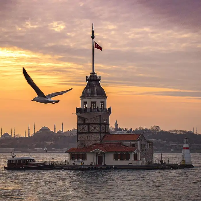 Istanbul Maidens Tower Image